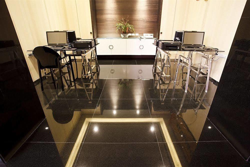 Royal Group Hotel Ho Yi Branch Cao Hùng Ngoại thất bức ảnh